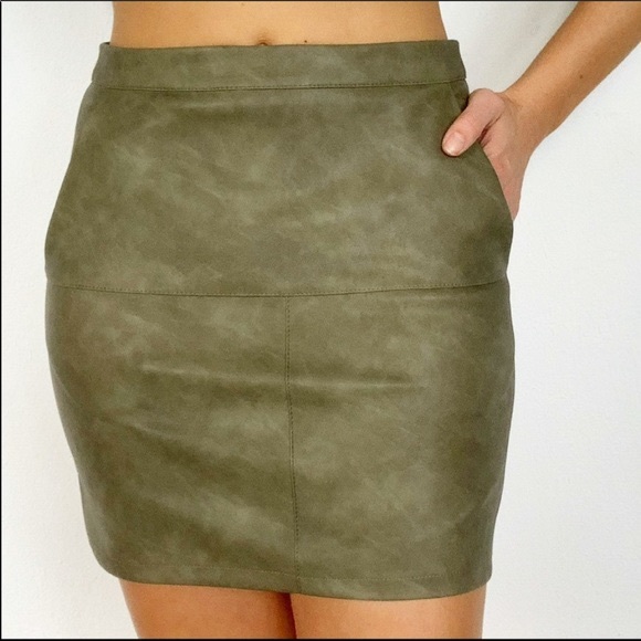 Women’s Green Stella Luce Vegan Skirt - Picture 1 of 4